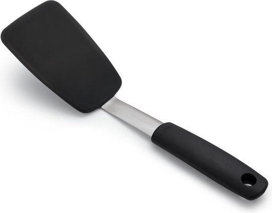 Zwarte spatel met een grijze metalen steel en een zwart handvat, op een witte achtergrond.