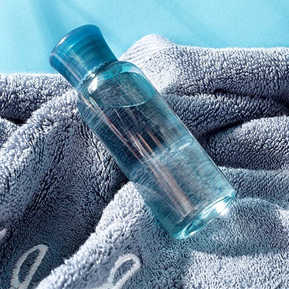 Basic Round PET-fles Groen - Stevige, transparante groene PET-fles met diverse sluitingen | Voedselveilig & snelle levering in Nederland