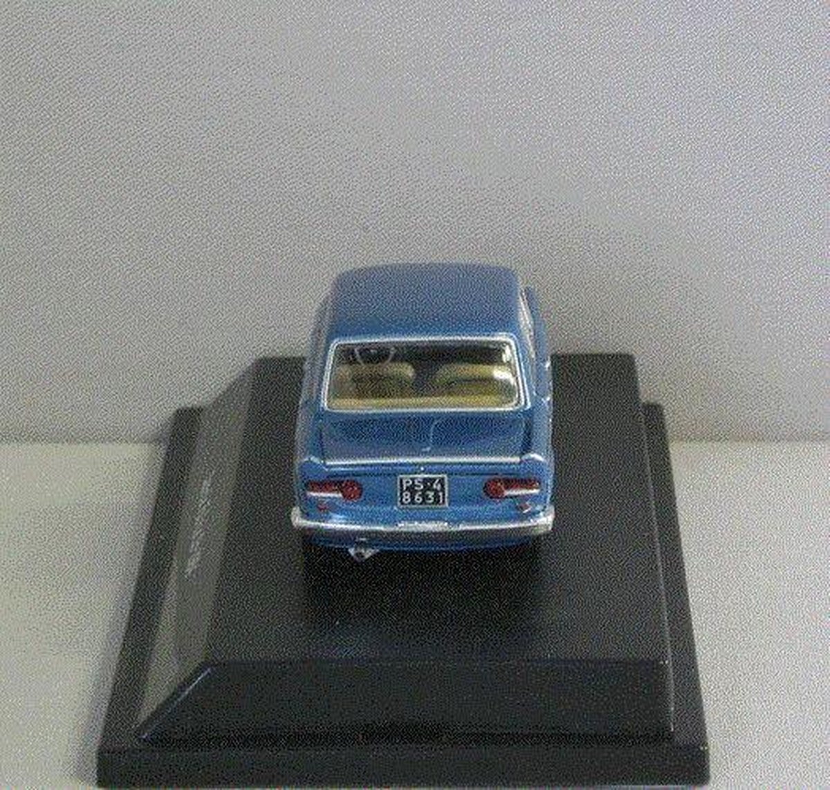 Die Cast  Lance Fulvia 2C - 1964  + Vitrine Rigide Boîte 2 Échelle 1