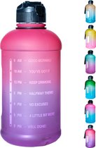 Quality Needz - Bidon - 2 Liter - Drinkfles Met Rietje - Stevig & Handig Handvat - Sportfles - Waterfles Met Tijdmarkeringen - Waterfles - Water Bottle - Waterfles Met Rietje