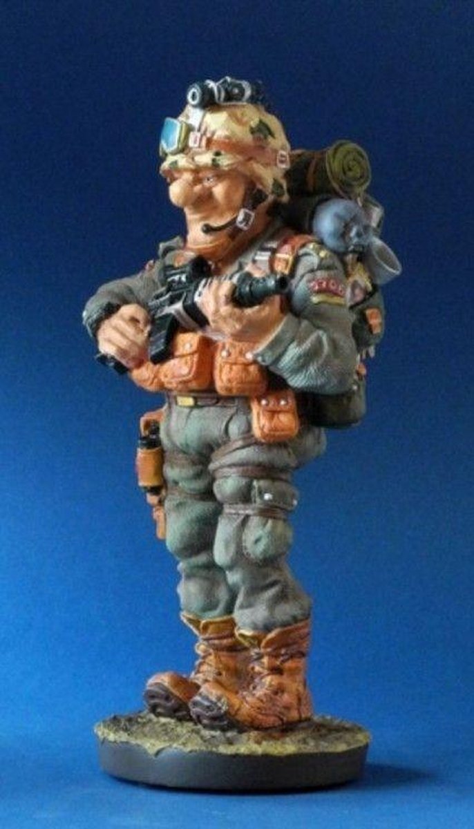Profisti beeld Soldaat in actie - handgemaakt 34 cm hoog- polyresin militair