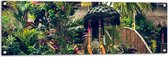 WallClassics - Tuinposter – Stenen Beeld in Park vol Planten - 120x40 cm Foto op Tuinposter (wanddecoratie voor buiten en binnen)