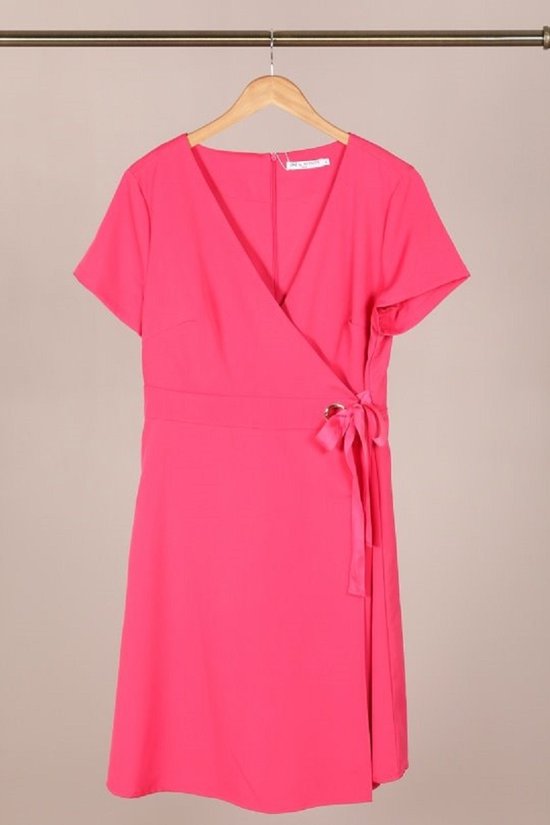 Exclusieve jurk voor grote maten - Roze - maat 46 | bol.com