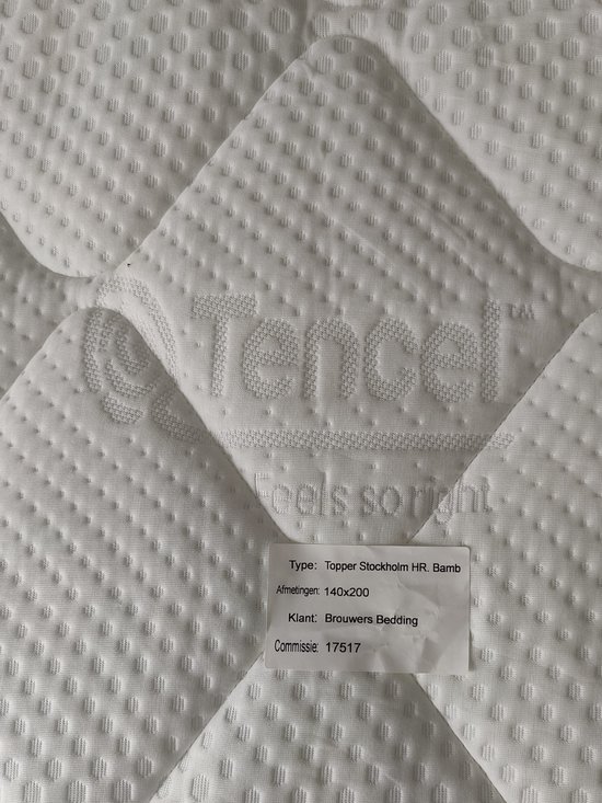 Topper Luxe Mousse à froid Stockholm - Coutil Tencel - Qualité hôtelière - HR50 - 90x210