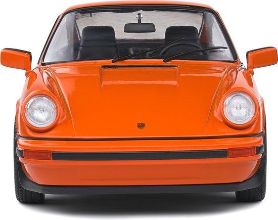 Porsche 911 Carrara 3.2 modèle voiture 1:18 Solido - orange