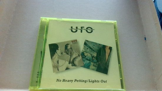 No Heavy Petting, UFO | Muziek | bol
