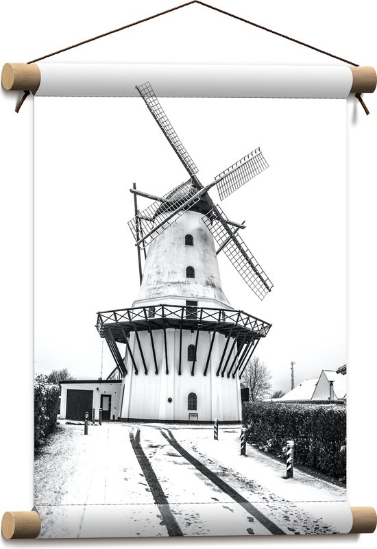 Textielposter - Windmolen in de Sneeuw in het Zwart Wit - 30x40 cm Foto op Textiel