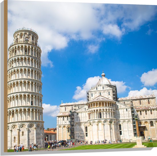 WallClassics - Hout - Toeristische Toren Van Pisa In Italië - 80x80 Cm 9 Mm Dik Foto Op Hout