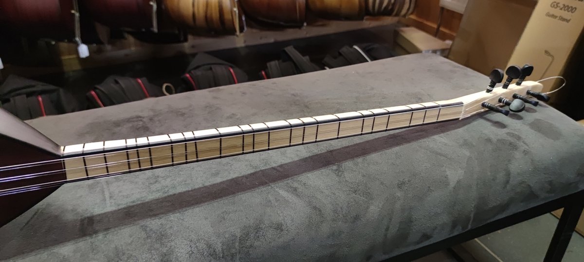 Saz Baglama Turkse Gitaar Lange Hals (Uzun Sap) Komposiet - Met Extra