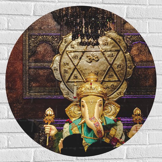 Muursticker Cirkel - Ganesha Beeld in Hindoeïstische Tempel - 80x80 cm Foto op Muursticker