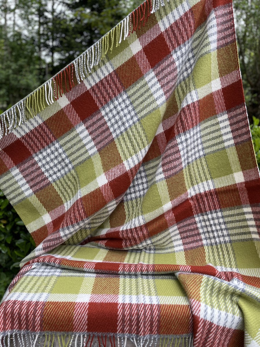 R&D Leder Wollen deken Tartan 'Lee" - geruit - Plaid - 100% nieuwe wol -extra zacht - dik - warm - licht - kwaliteit - cadeau tip- 130x210cm groen, rost, wit
