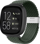 Strap-it Smartwatch bandje - Verstelbaar gevlochten nylon bandje - geschikt voor Fitbit Versa 3 / Fitbit Sense - olijfgroen