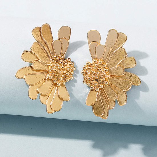 Bloemen statement oorbellen - waterproof - nikkel vrij - stainless steel - gold plated - multi - flower - bloemen - statement - goud - oorbellen - earrings