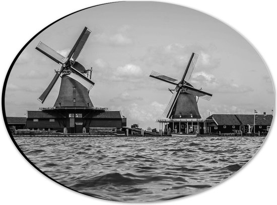 Dibond Ovaal - Twee Molens aan het Water - Zwart Wit - 28x21 cm Foto op Ovaal (Met Ophangsysteem)