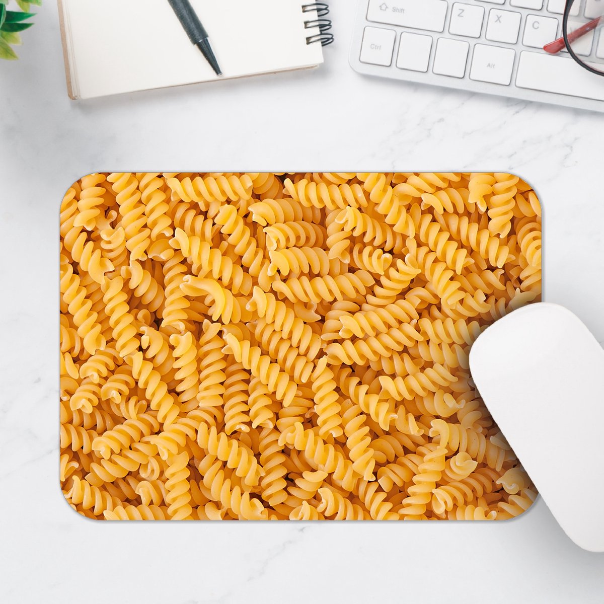 Muismat - Stapel van Pasta - 25x18 cm - 2 mm Dik - Muismat van Vinyl