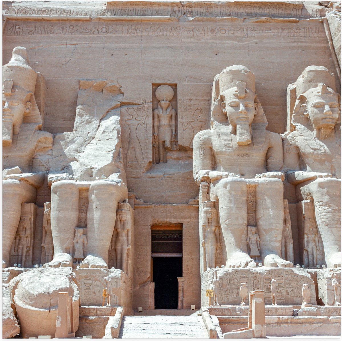 Poster Glanzend – De Tempels van Abu Simbel in Egypte - 80x80 cm Foto op Posterpapier met Glanzende Afwerking - Merkloos