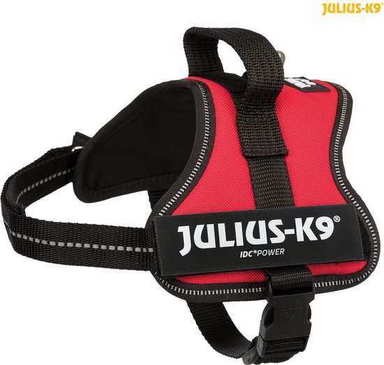 Rood Julius-K9 IDC®POWER hondentuig met zwarte gespen en reflecterende rand.