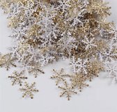 Akyol - kerstversiering - sneeuwvlok - goud - zilver - versiering - sneeuwvlokjes - 50 stuks - feestdagen - decoratie - kerstversiering - kerst decoratie - tafel decoratie kerst - kerst