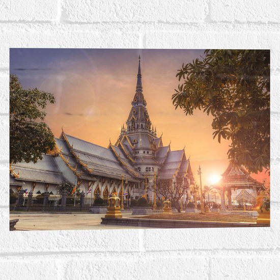 Muursticker - Mooi Kasteel met Zonsondergang in Thailand - 40x30 cm Foto op Muursticker
