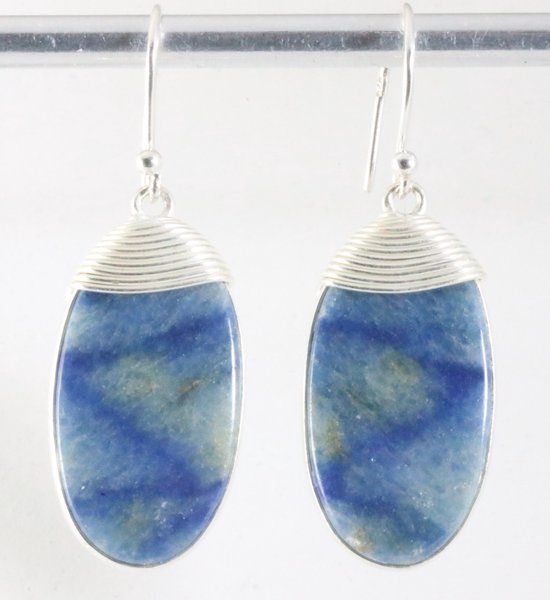 Zilveren oorbellen met blauwe palm kwarts