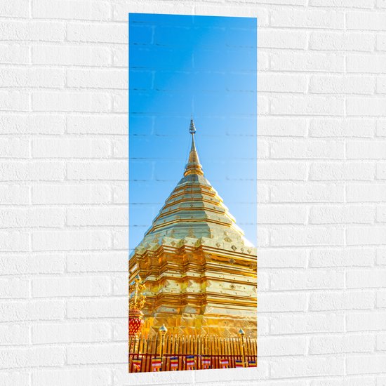 Muursticker - Boeddhistische Wat Phrathat Doi Suthep Tempel Vol met Gouden Versieringen - 40x120 cm Foto op Muursticker