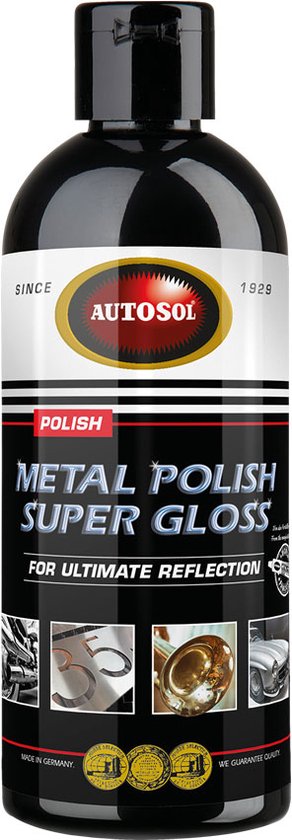 Autosol Metal Polish Super Gloss vloeibaar fles met zwarte dop. Zilverkleurig label met rode, witte en zwarte tekst.