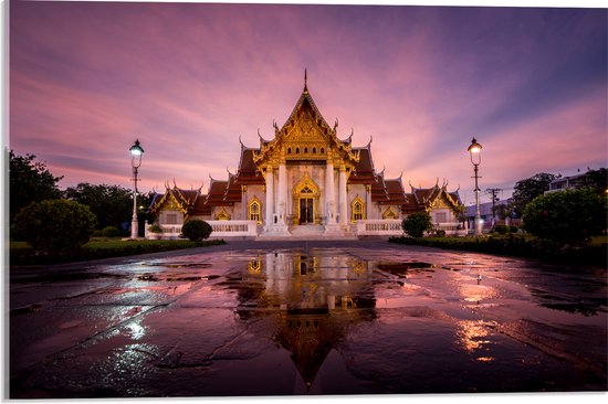 Acrylglas - Boeddhistische Wat Benchamabophit Tempel met Gouden Details in Bangkok, Thailand - 60x40 cm Foto op Acrylglas (Wanddecoratie op Acrylaat)