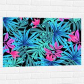 Muursticker - Patroon van Blauwe en Paarse Planten tegen Zwarte Achtergrond - 90x60 cm Foto op Muursticker