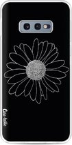 Casetastic Samsung Galaxy S10e Hoesje - Softcover Hoesje met Design - Daisy Black Print