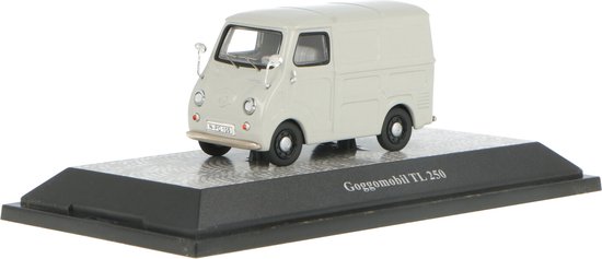 Zundapp Janus 250 Model by Premium ClassiXXs, of a German