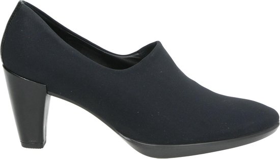 ecco black pumps