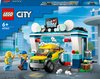 foto van Nathan - LEGO City Autowasserette Set met Speelgoed Auto - 60362