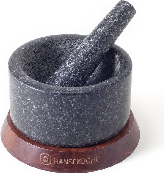 Mörser aus Granit mit Holzsockel