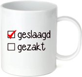 Mok geslaagd, Beker geslaagd, Geslaagd Gezakt mok, Cadeau, mok, beker, eind examen, cadeau mok, koffiemok