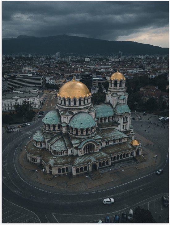 Poster Glanzend – Blauw met Goude Alexaner Nevski-kathedraal Midden op het Plein - 75x100 cm Foto op Posterpapier met Glanzende Afwerking