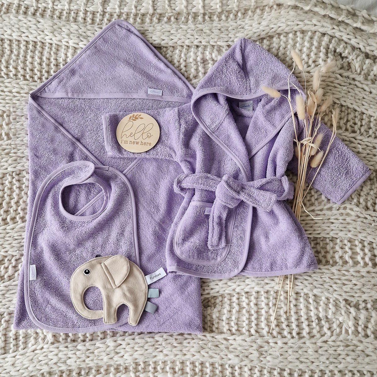 Goedkoopste Kraamcadeau giftbox essentials L lila - Meisje - Babygeschenkset - Baby cadeau - Kraammand