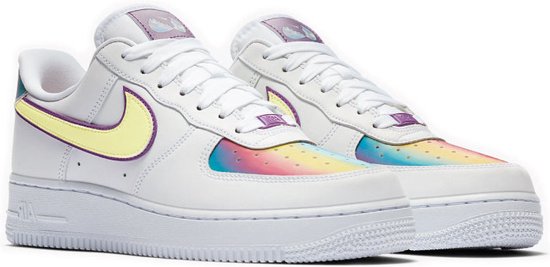 Nike Air Force 1 Easter - Sneakers Dames Maat - White/Barely Volt-Hyper Blue | bol.com