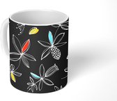 Mok - Koffiemok - Bloemen - Line Art - Patronen - Mokken - 350 ML - Beker - Koffiemokken - Theemok