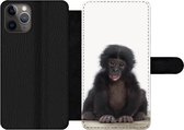 Bookcase Geschikt voor iPhone 11 Pro telefoonhoesje - Kind - Aap - Chimpansee - Baby dieren - Jongens - Meiden - Met vakjes - Wallet case met magneetsluiting