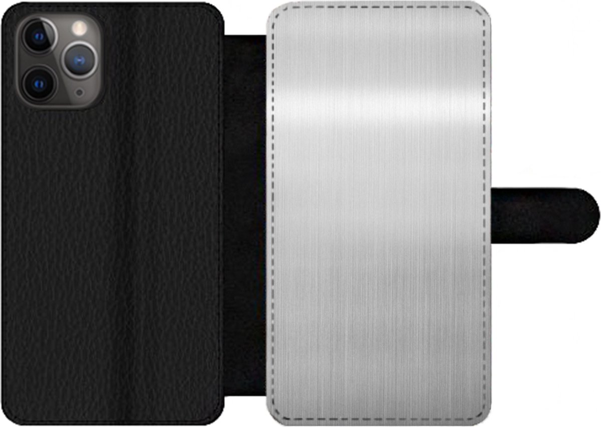 Telefoonhoesje Geschikt voor iPhone 11 Pro Max telefoonhoesje - Metaal print - Zilver - Grijs - Met vakjes - Wallet case met magneetsluiting