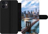 Bookcase Geschikt voor iPhone 12 Mini telefoonhoesje - New York - Skyline - Brug - Met vakjes - Wallet case met magneetsluiting