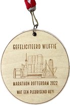 Medaille Gefeliciteerd wijffie! Marathon Rotterdam 2022– Wat een pleurisend he