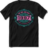 1997 The One And Only | Feest Kado T-Shirt Heren - Dames | Cobalt - Licht Roze | Perfect Verjaardag Cadeau Shirt | Grappige Spreuken - Zinnen - Teksten | Maat XL