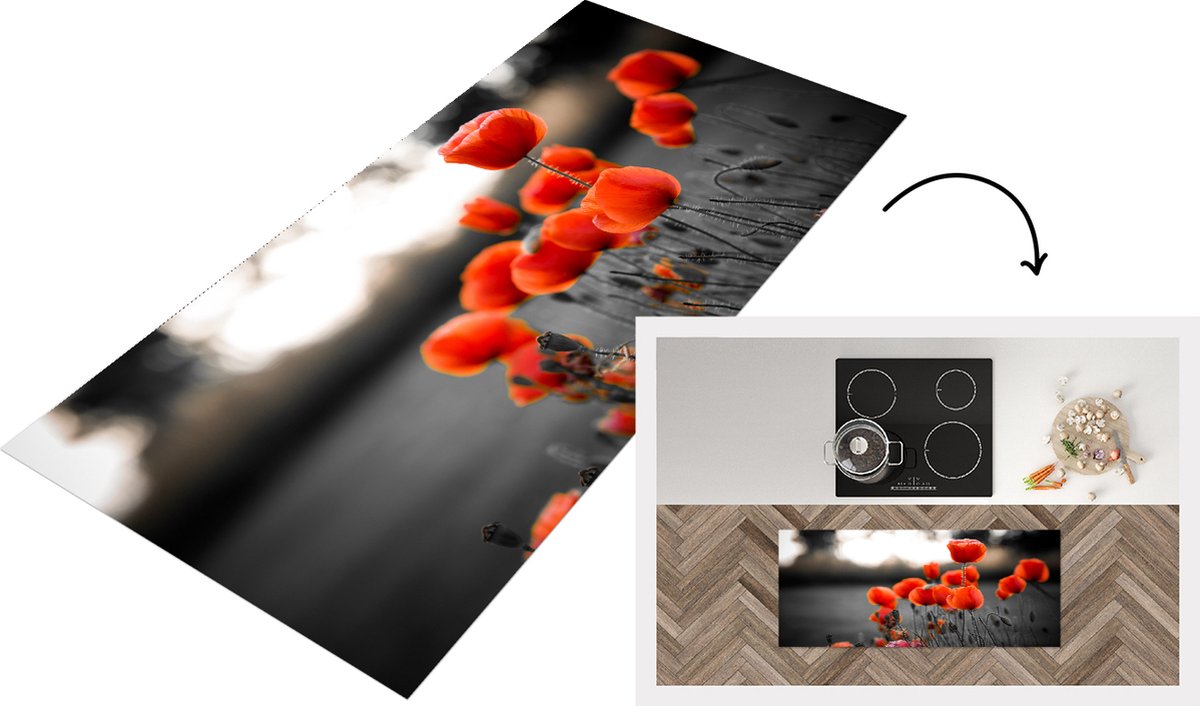 KitchenYeah Keukenloper - Loper keuken - Wilde rode klaprozen in een groot veld met een zwart witte achtergrond - 120x50 cm - Keukenloper vinyl Zwart; Wit
