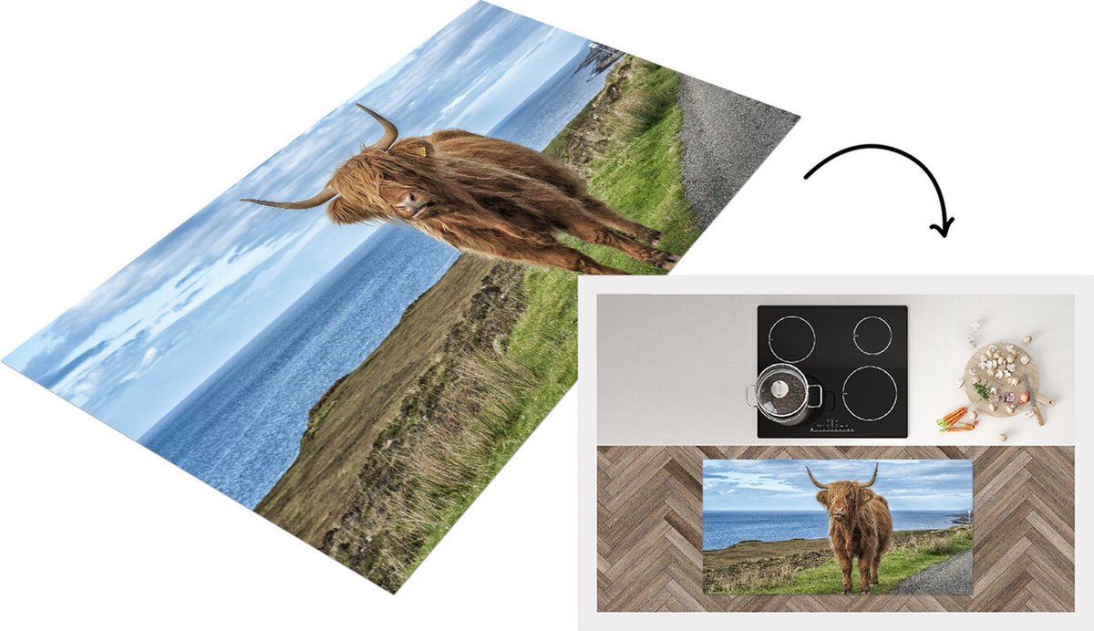 KitchenYeah Keukenloper - Loper keuken - Schotse Hooglander - Water - Horens - 120x60 cm - Keukenloper vinyl Multicolor