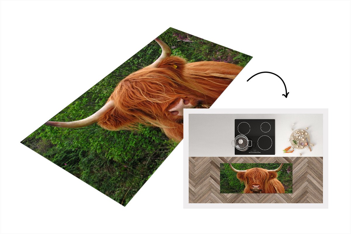 KitchenYeah Keukenloper - Loper keuken - Schotse hooglander - Koe - Gras - 120x50 cm - Keukenloper vinyl Multicolor
