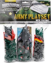 Dag Van De Tweede Wereldoorlog. Creatieve Decoratie Met Speelgoedsoldaten Die Boten En Egel Aanlanden Strijdtoneel Normandy Plaats Image216445038