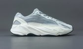 YEEZY BOOST 700 V2 STATIC EF2829 Maat 46 2/3 as in picture