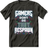 Gamers don't die T-shirt | Neon | Gaming kleding | Grappig game verjaardag cadeau shirt Heren – Dames – Unisex | - Donker Grijs - M