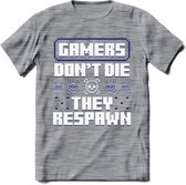 Gamers don't die pixel T-shirt | Donker Blauw | Gaming kleding | Grappig game verjaardag cadeau shirt Heren – Dames – Unisex | - Donker Grijs - Gemaleerd - S